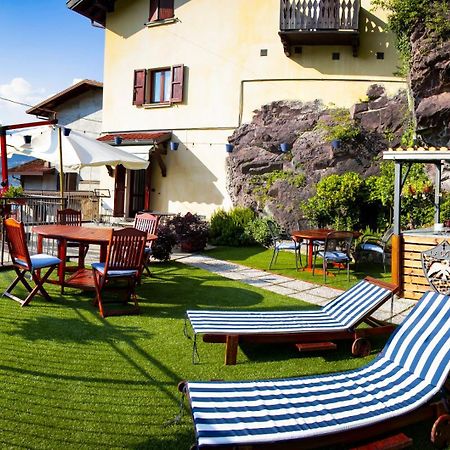 Hotel La Casa Sulla Roccia Pisogne Esterno foto