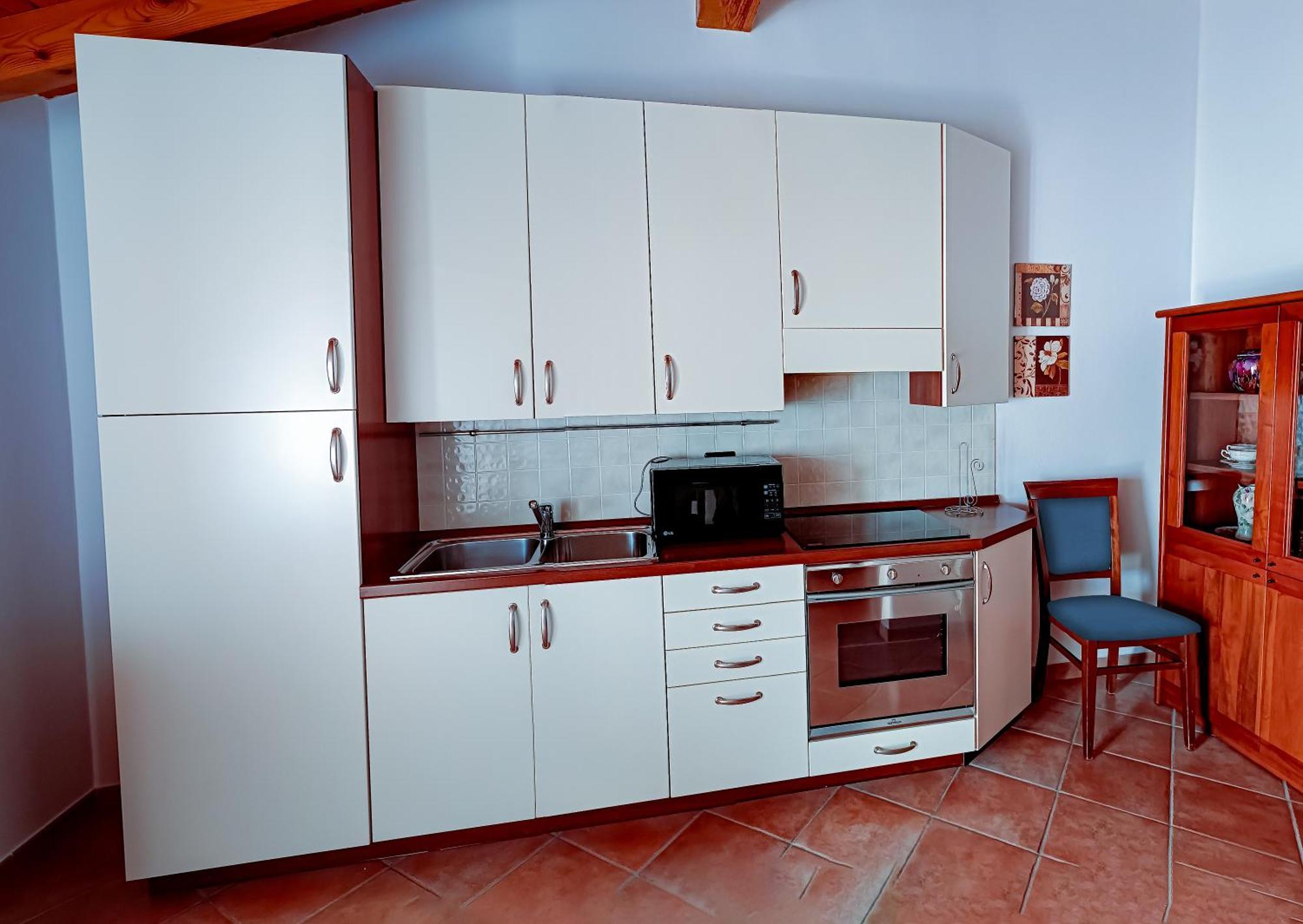 Hotel La Casa Sulla Roccia Pisogne Esterno foto