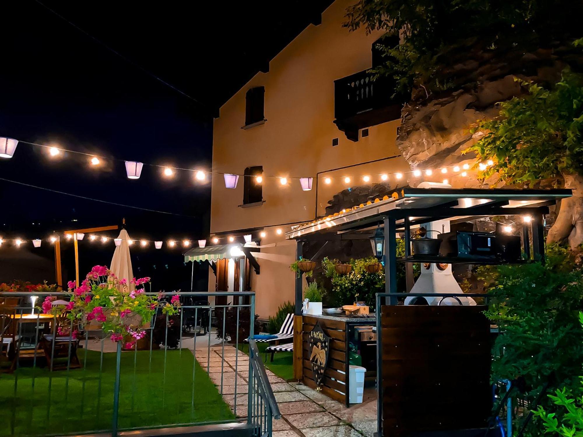 Hotel La Casa Sulla Roccia Pisogne Esterno foto
